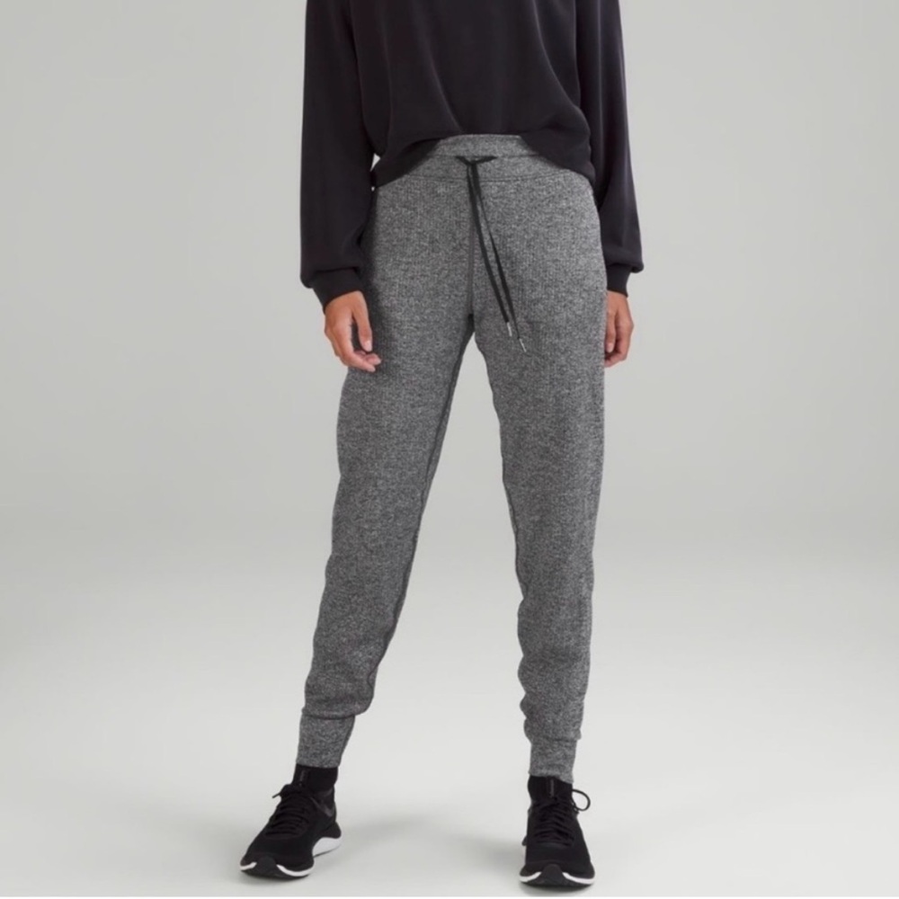 Lululemon Womens Engineered Warmth Merino Wool Joggers